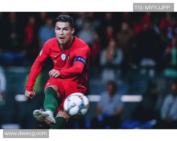 2025年足球现役十大球星排名解析 各大巨星谁能稳居榜首 2025年足球现役十大球星排名解析 各大巨星谁能稳居榜首